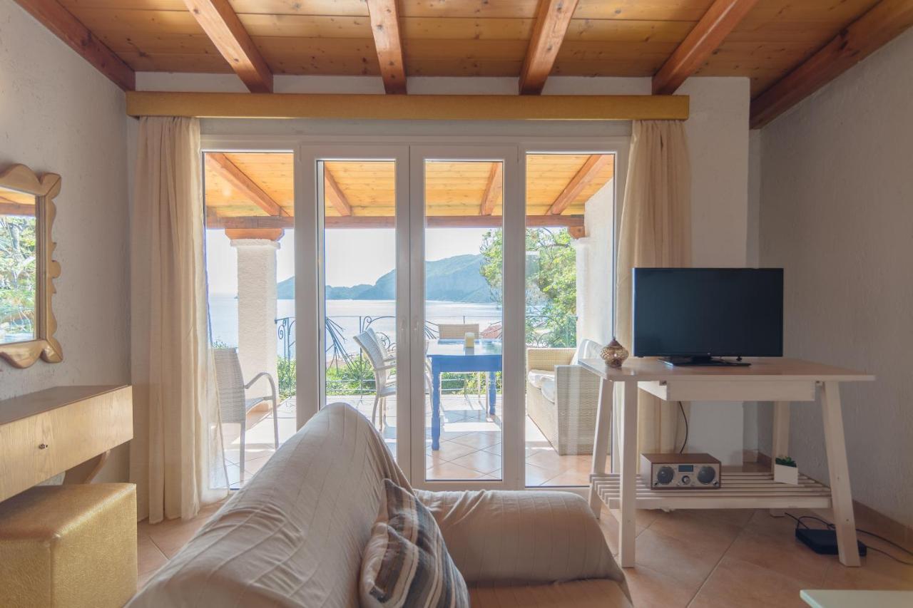 Villa Theodora View Apartments Polimnia Agios Georgios Pagon Exterior photo